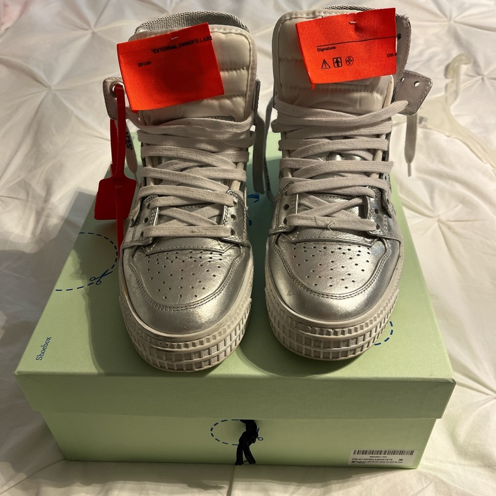 Authentic Off-white metallic silver 3.0 off court high tops